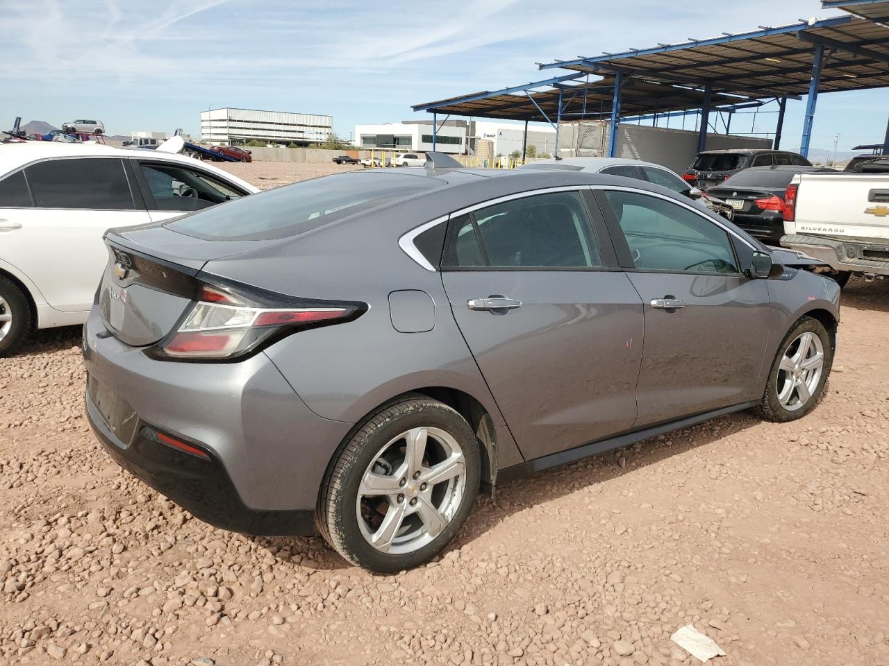 2018 Chevrolet Volt - Image 3