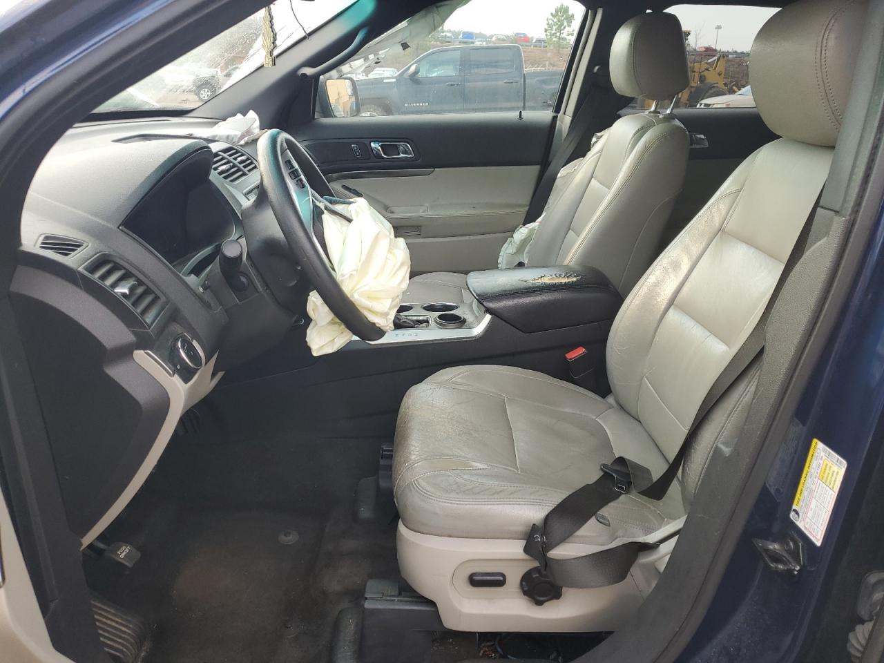 2012 Ford Explorer - Image 7