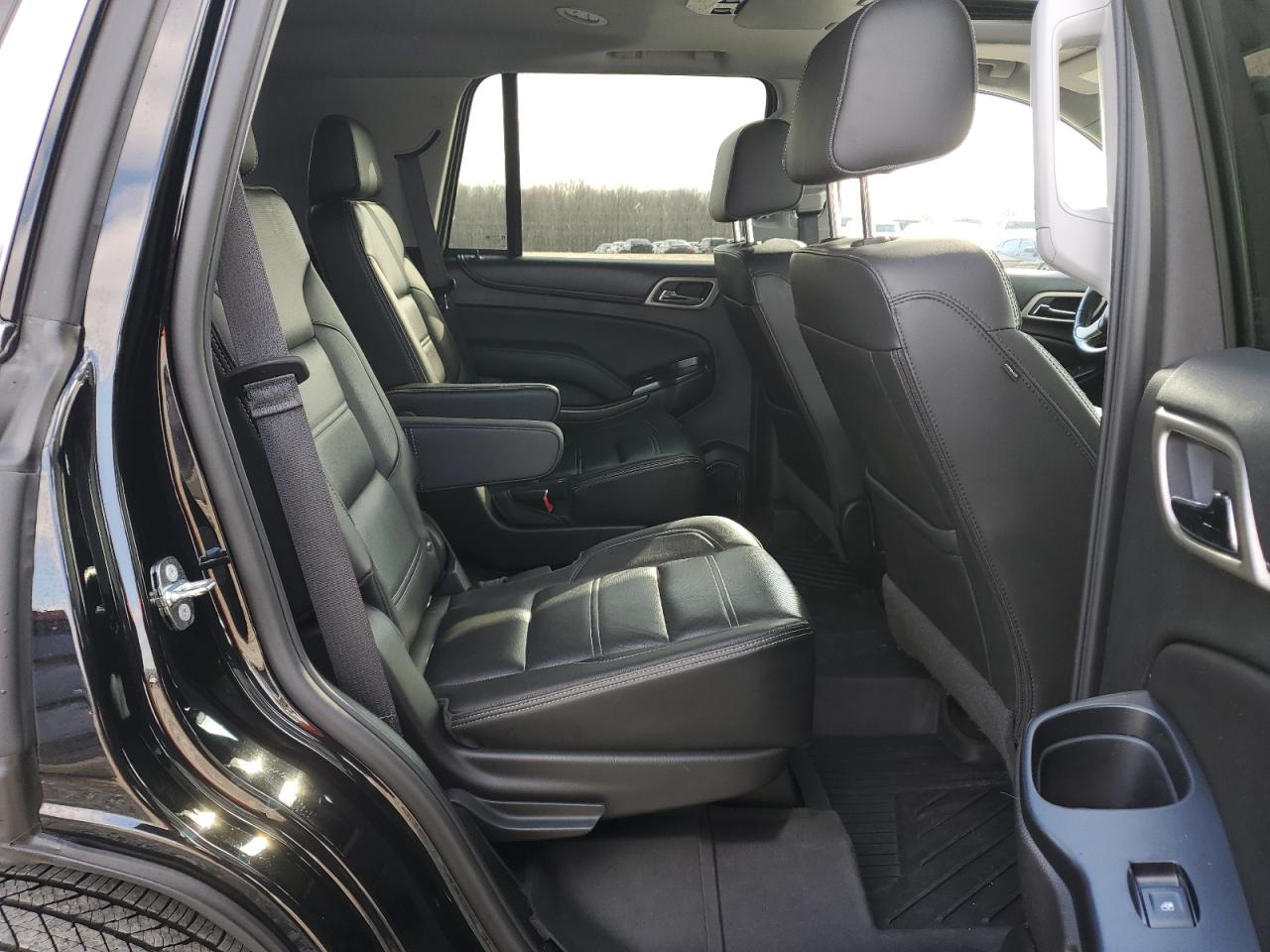 2018 GMC Yukon - Image 11