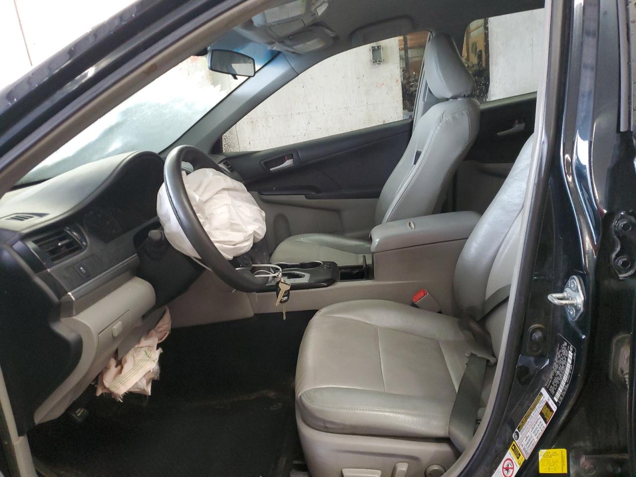 2012 Toyota Camry - Image 7