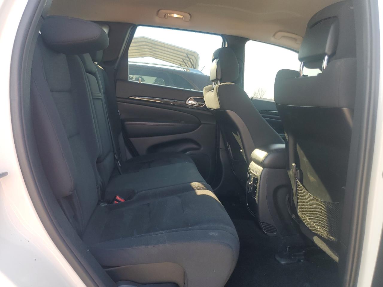 2012 Jeep Grand Cherokee - Image 11