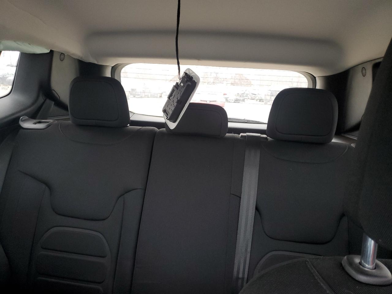 2019 Jeep Renegade - Image 10