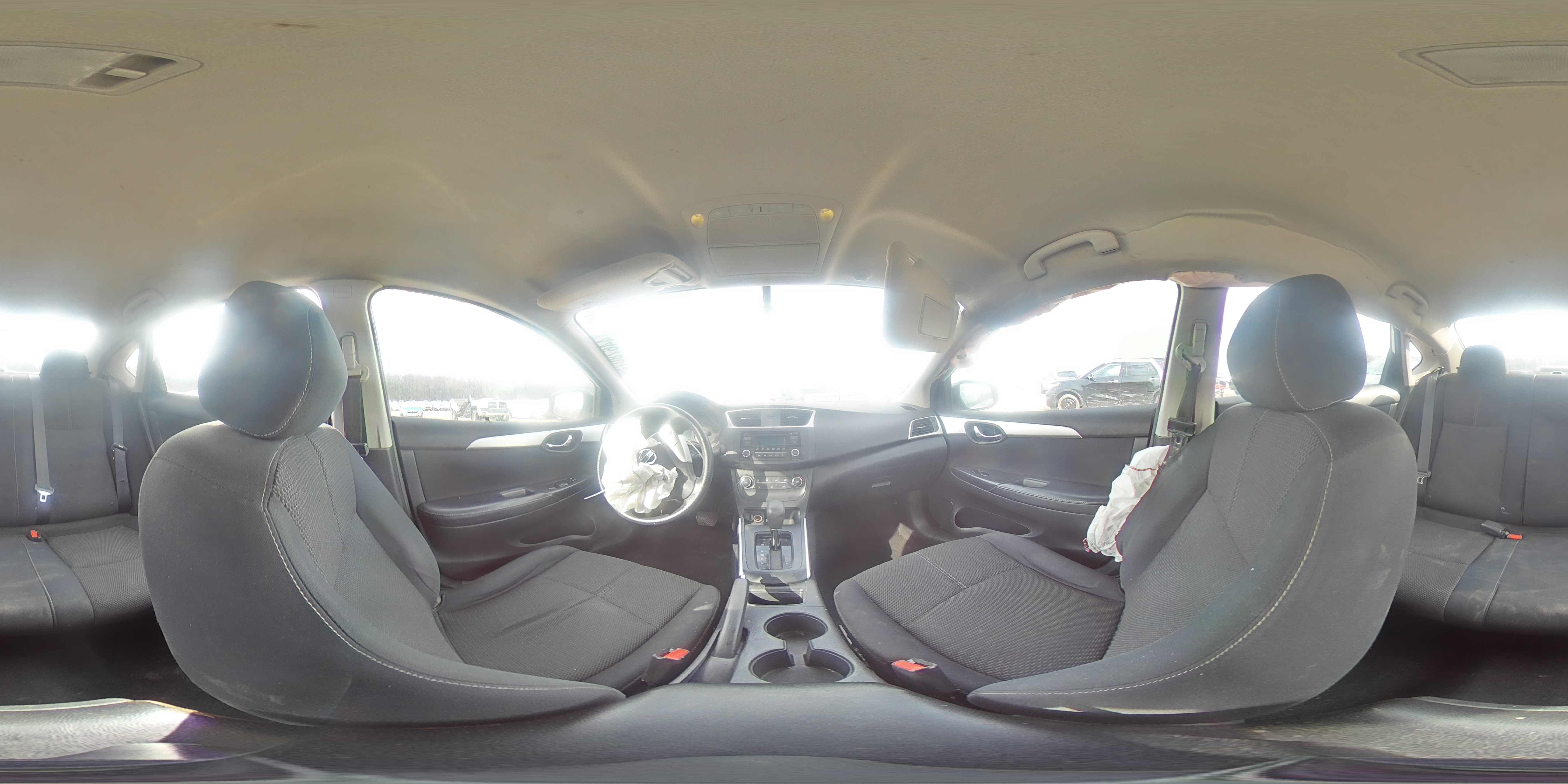 2016 Nissan Sentra - Image 13