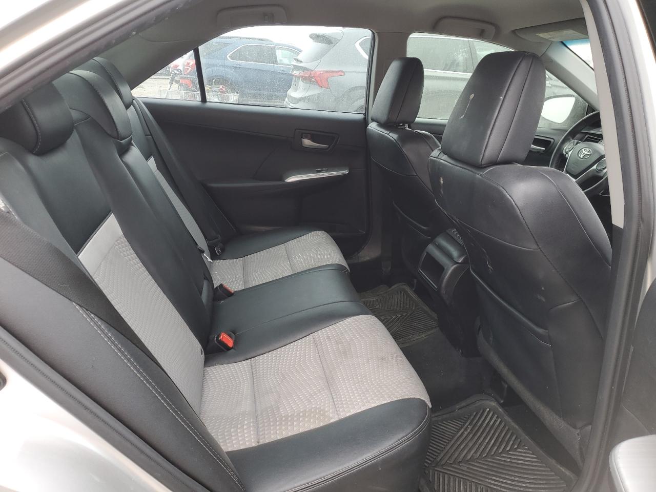 2012 Toyota Camry - Image 10