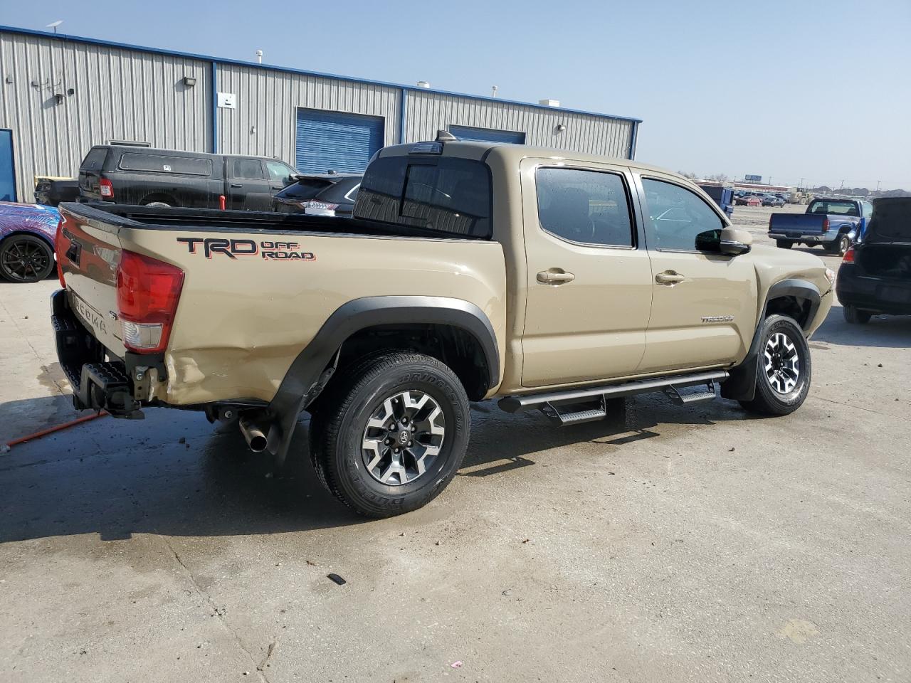 2017 Toyota Tacoma - Image 3