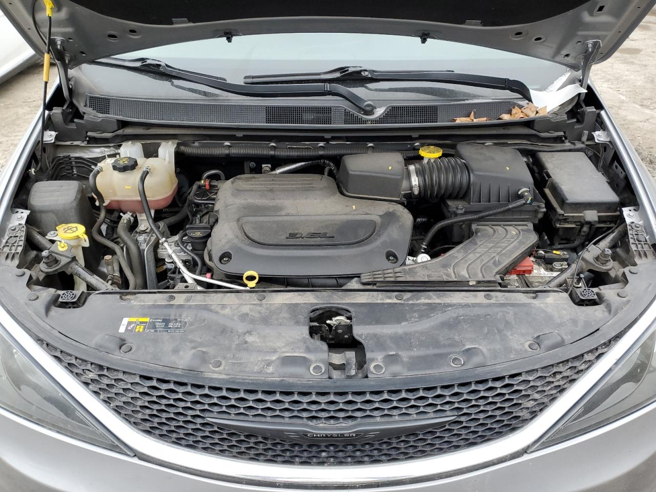 2021 Chrysler Voyager - Image 12