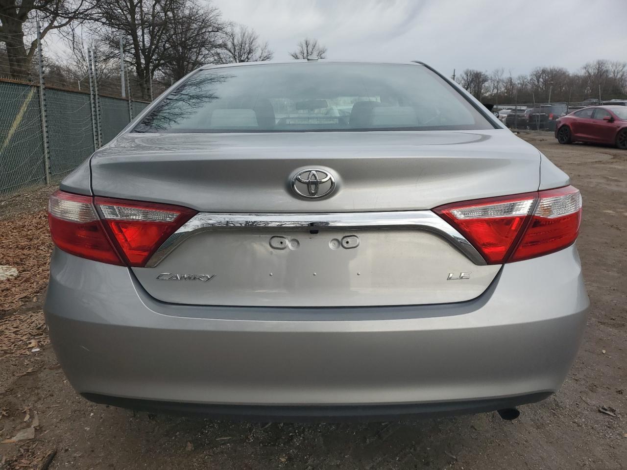 2015 Toyota Camry - Image 6