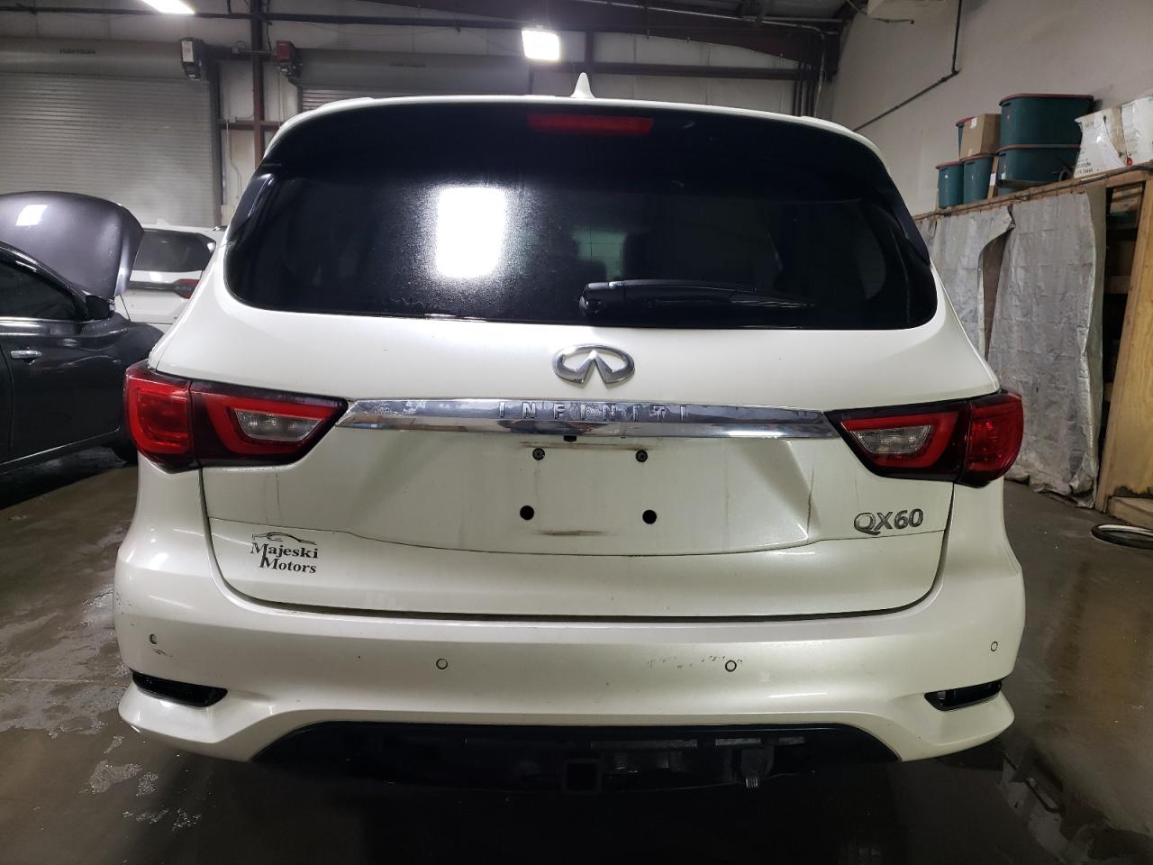 2016 Infiniti QX60 - Image 6