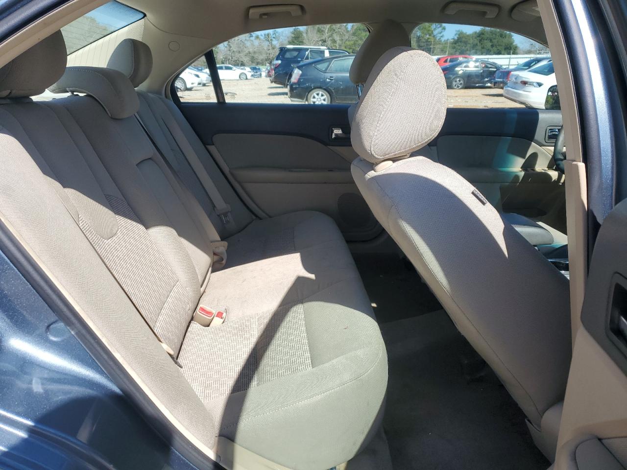 2011 Ford Fusion - Image 11