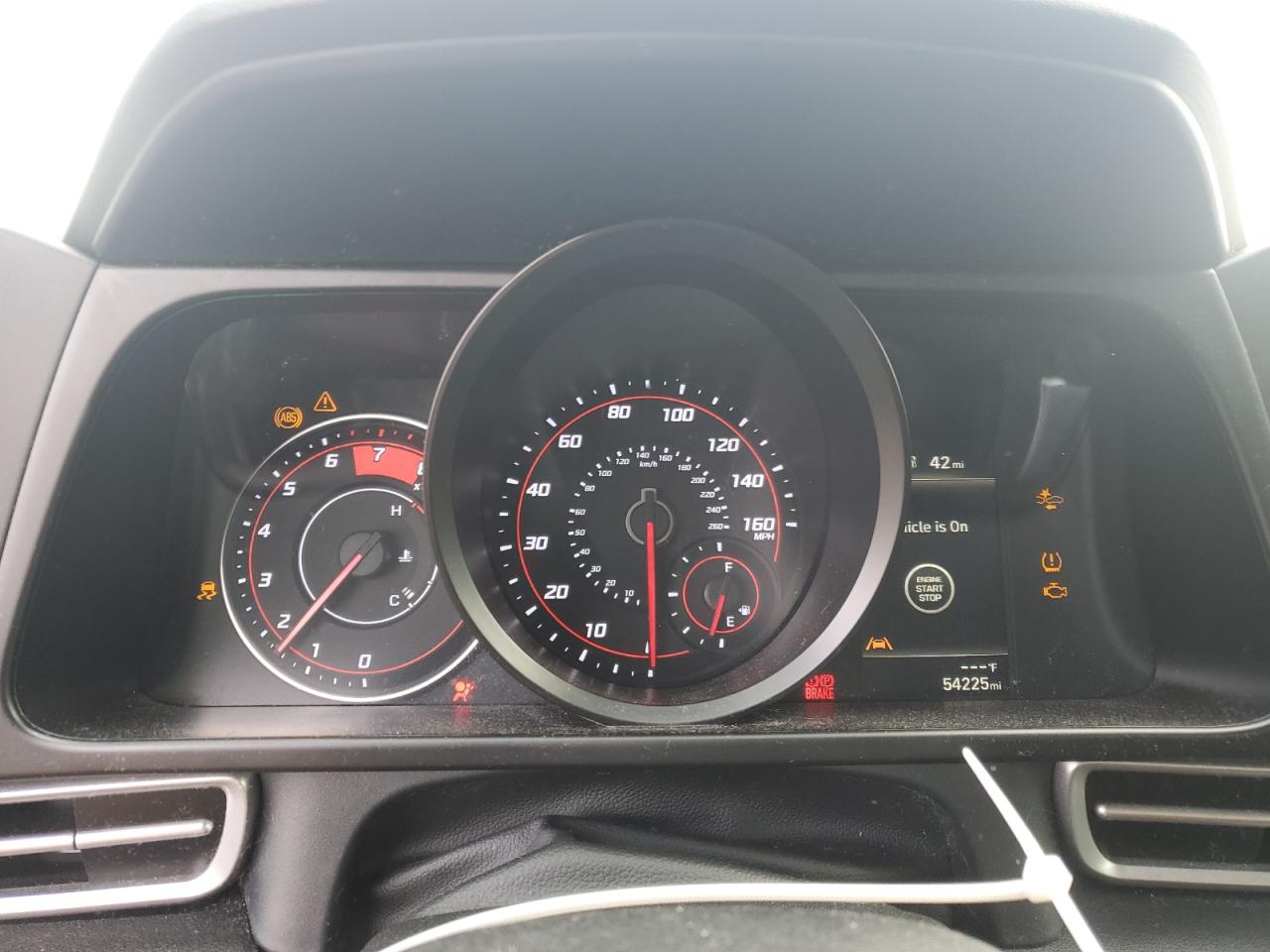 2023 Hyundai Elantra - Image 9