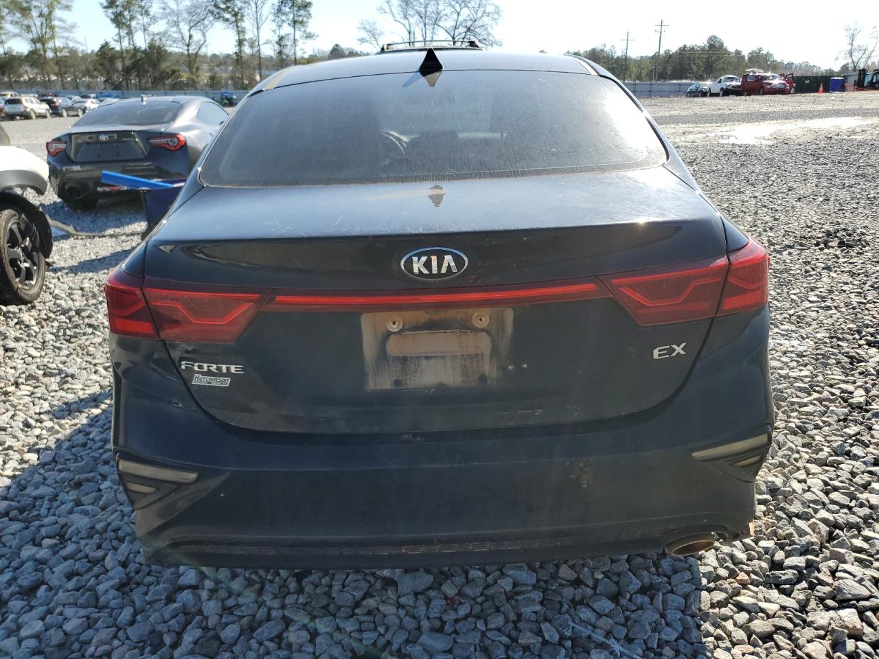 2021 Kia Forte - Image 6