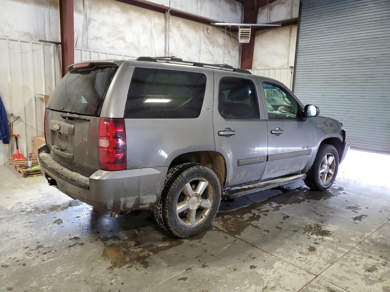 2007 Chevrolet Tahoe - Image 3