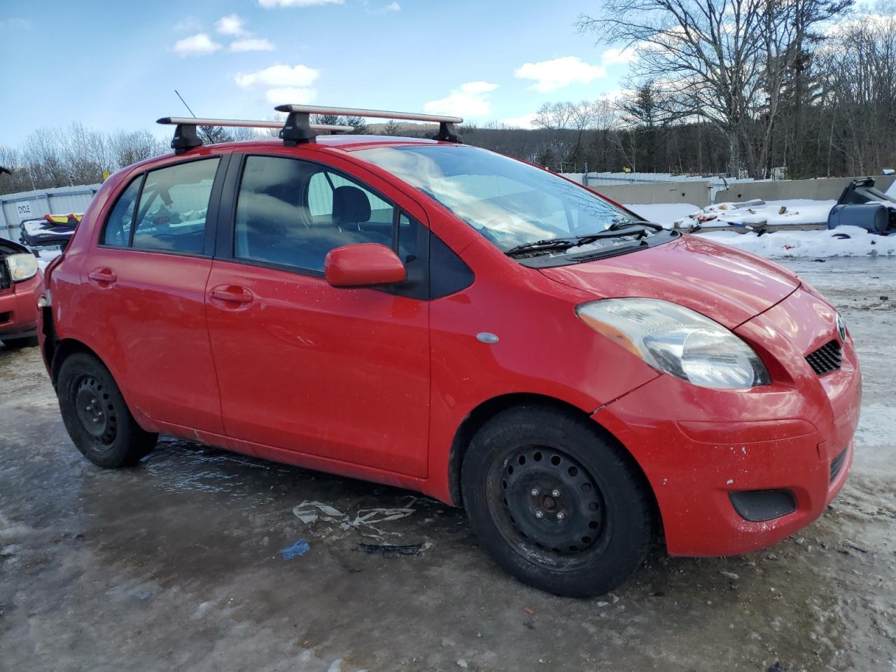 2010 Toyota Yaris - Image 4