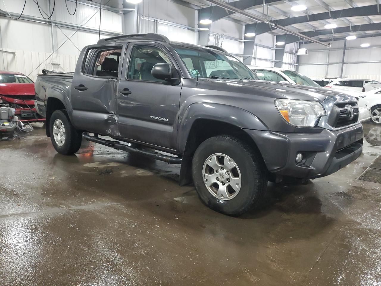 2014 Toyota Tacoma - Image 4