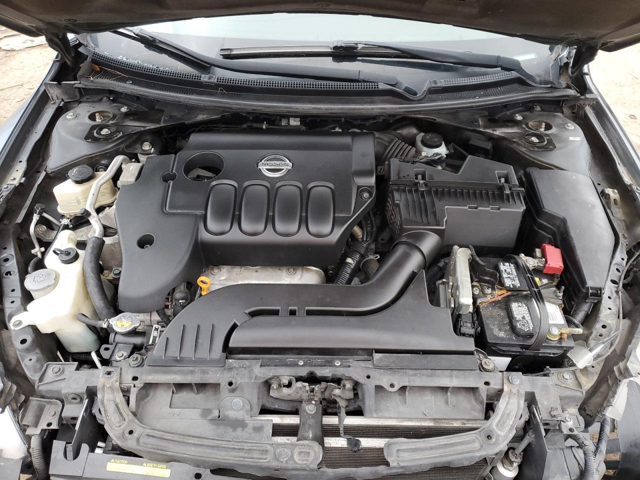 2010 Nissan Altima - Image 12