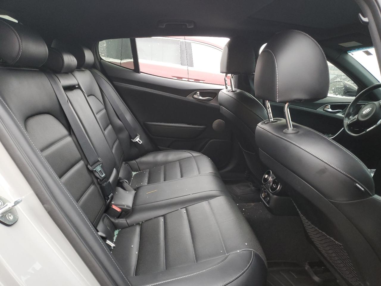 2021 Kia Stinger - Image 10