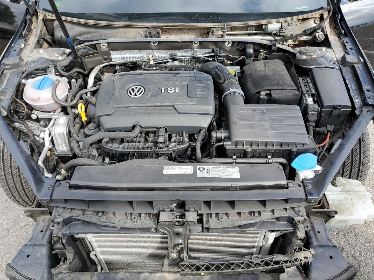 2015 Volkswagen Golf - Image 11