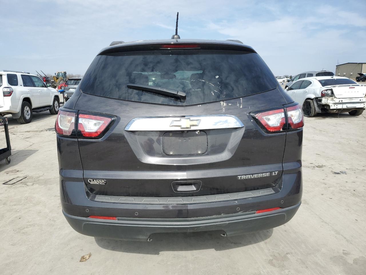 2016 Chevrolet Traverse - Image 6