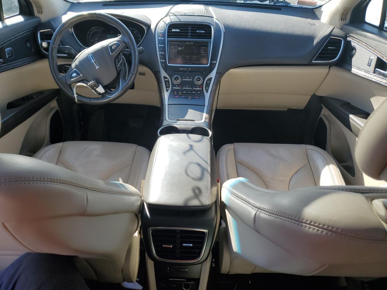 2016 Lincoln MKX - Image 8