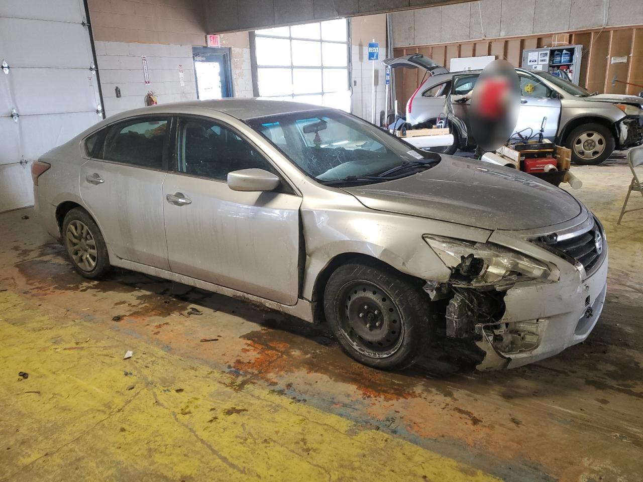 2014 Nissan Altima - Image 4