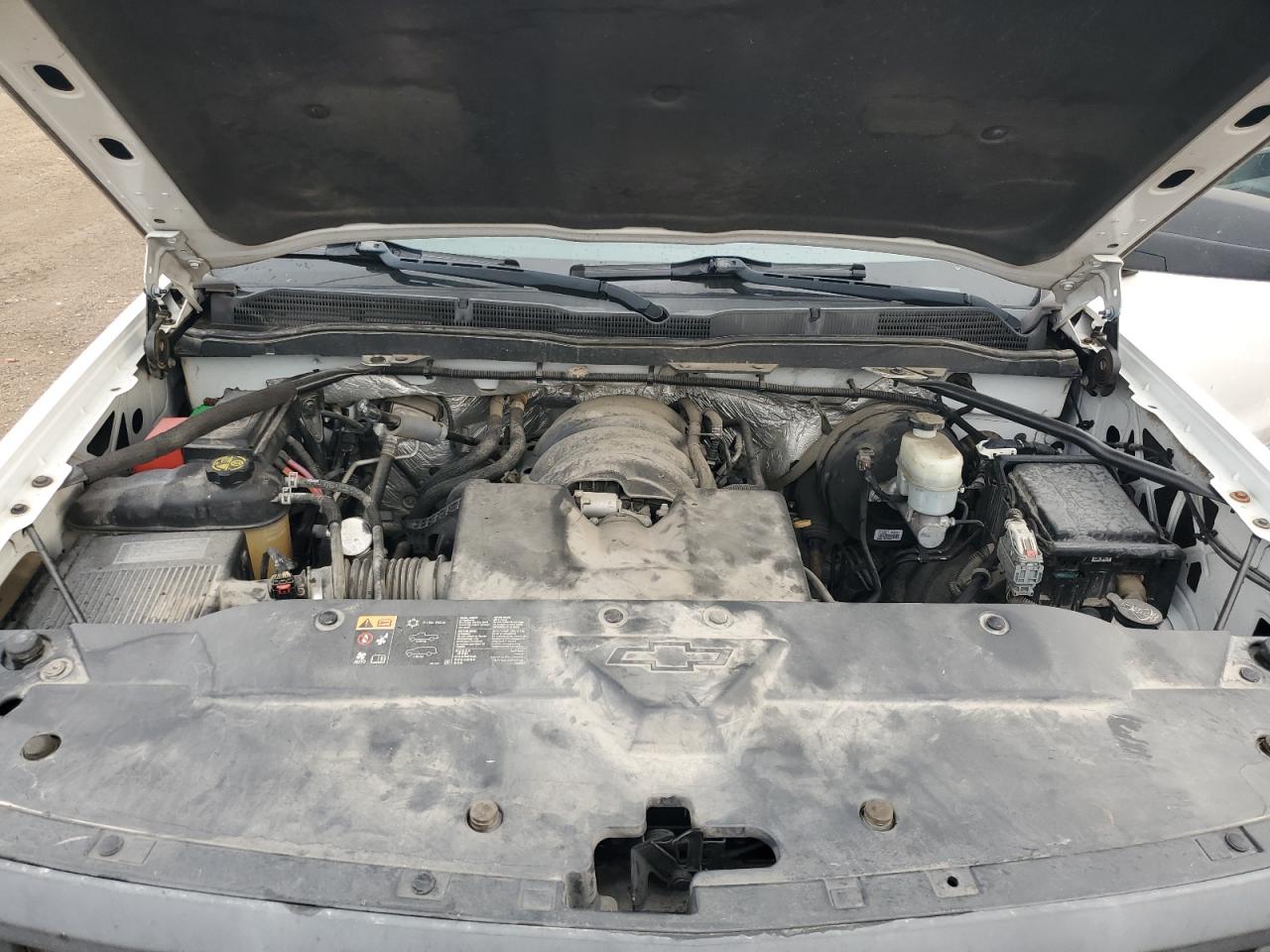 2014 Chevrolet Silverado - Image 11