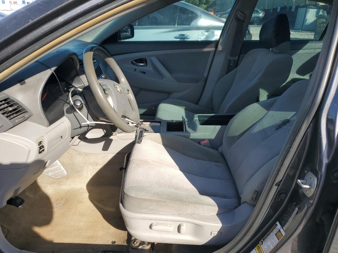2010 Toyota Camry - Image 7