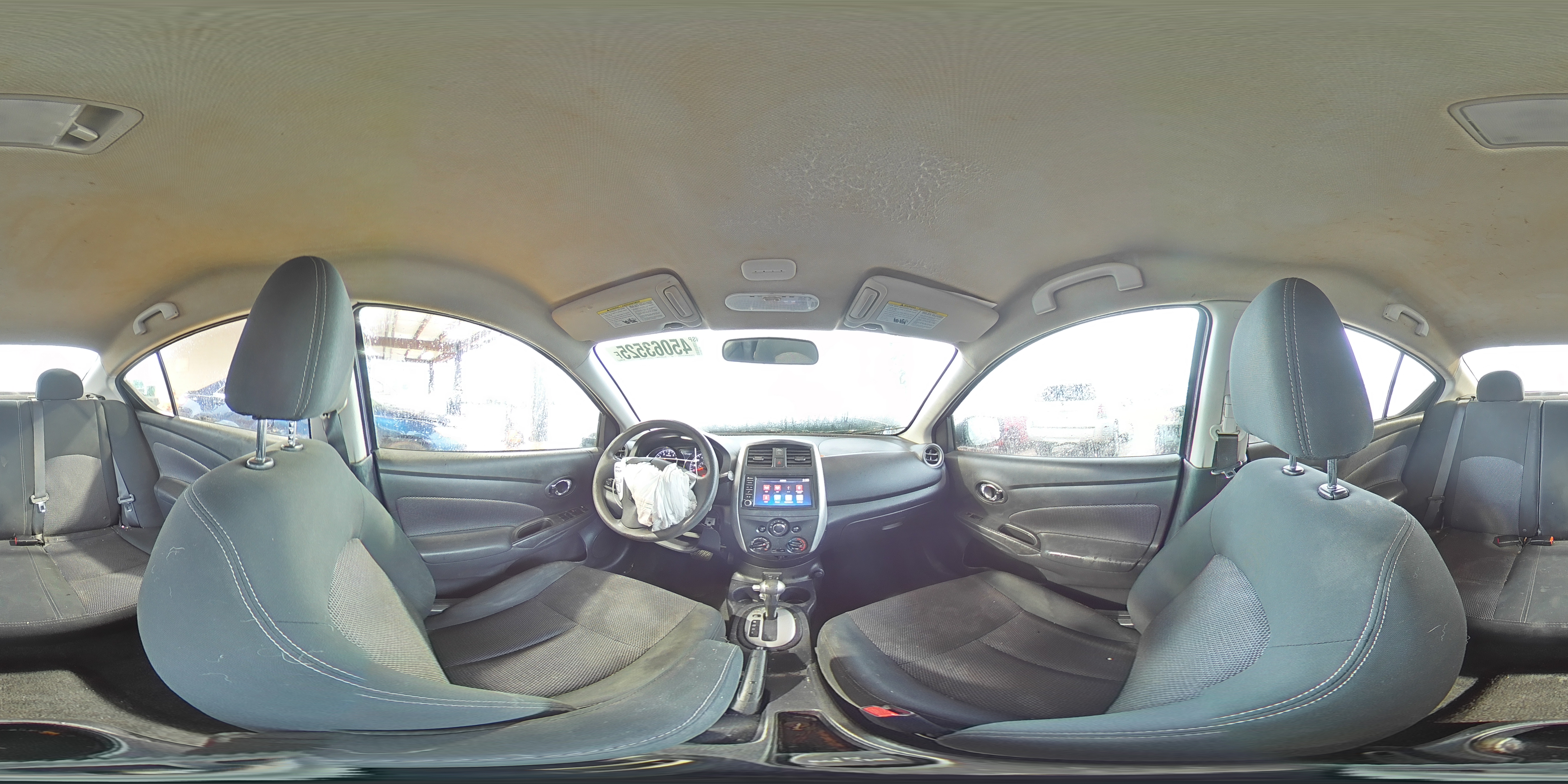 2019 Nissan Versa - Image 13