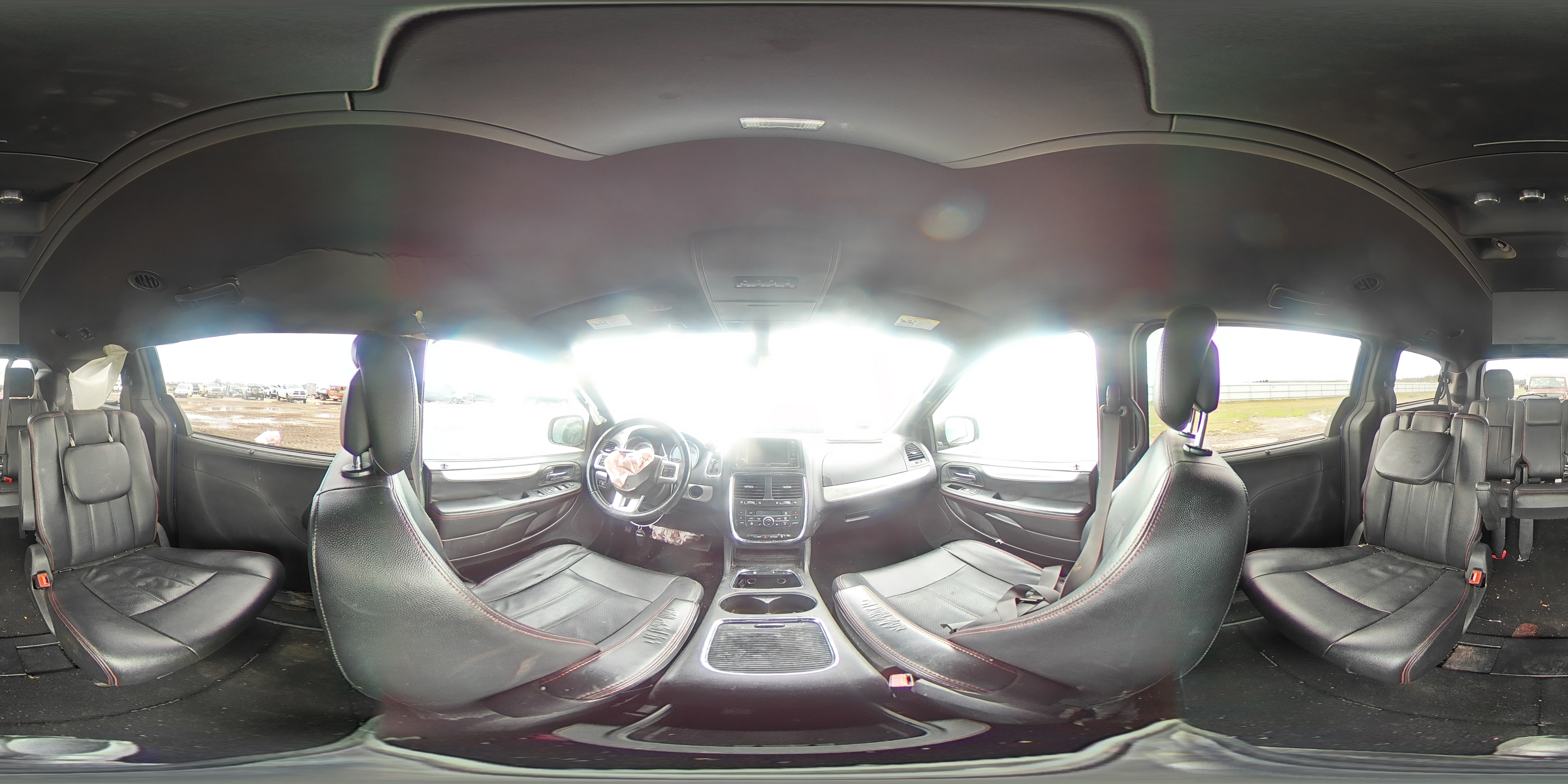 2018 Dodge Caravan - Image 14