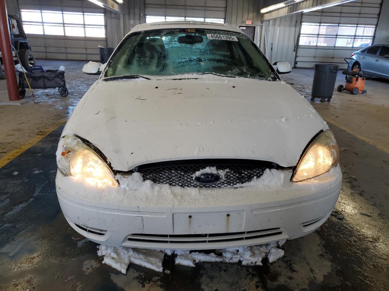2006 Ford Taurus - Image 5
