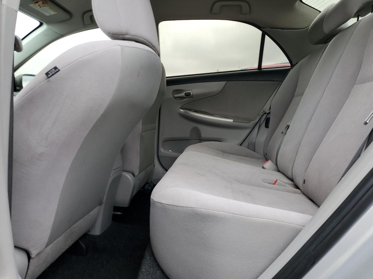 2011 Toyota Corolla - Image 10