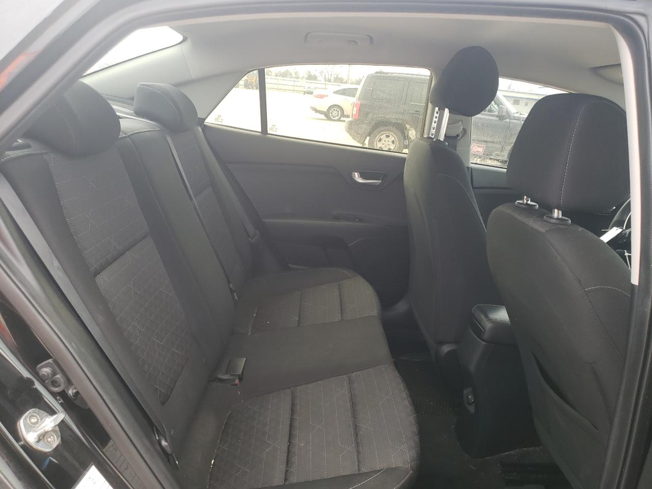 2018 Kia Rio - Image 10