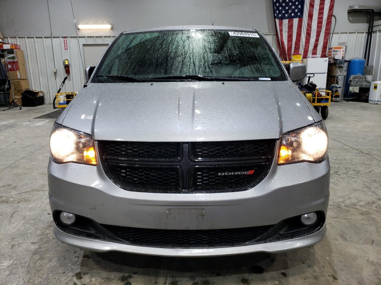 2015 Dodge Caravan - Image 5