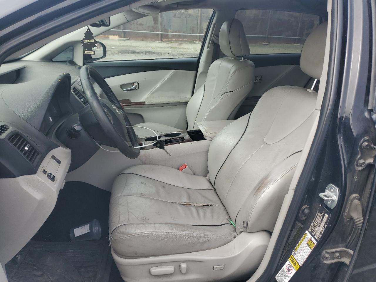 2010 Toyota Venza - Image 7