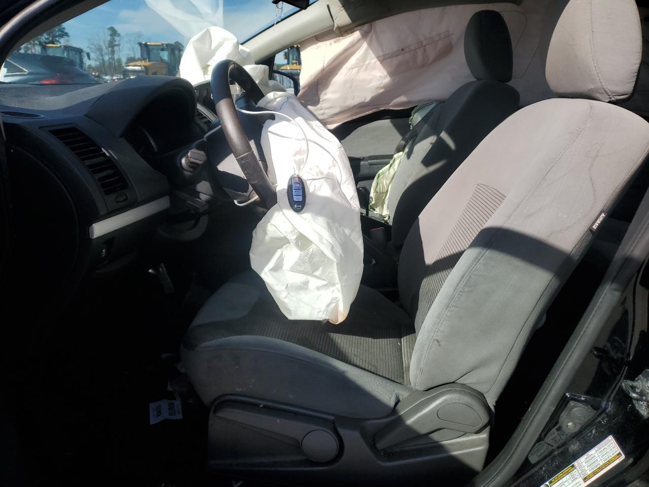 2012 Nissan Sentra - Image 7