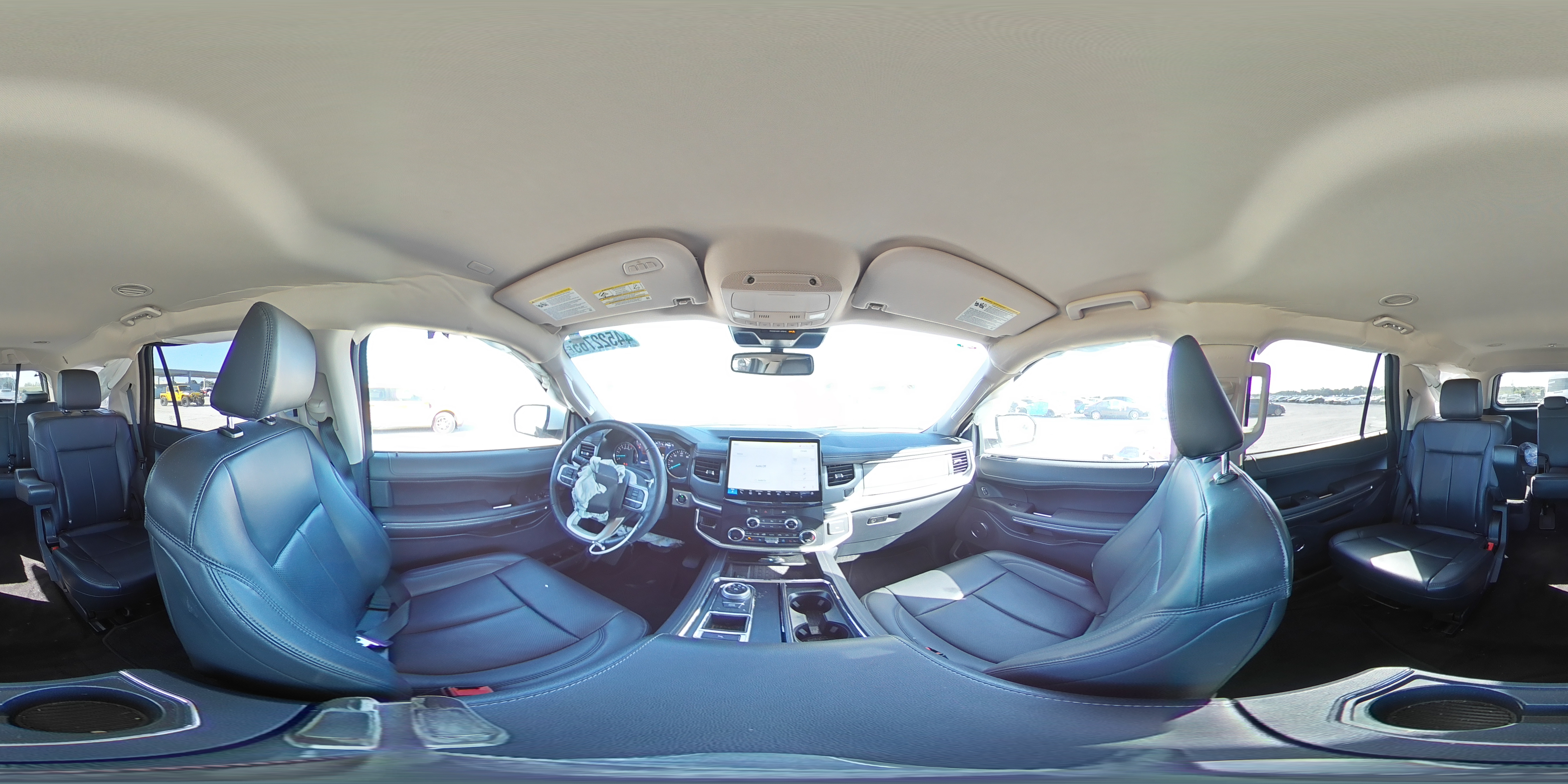 2023 Ford Expedition - Image 13