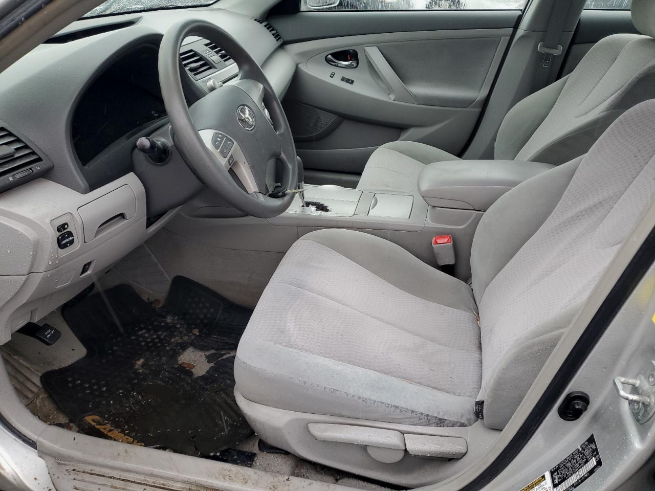 2011 Toyota Camry - Image 7