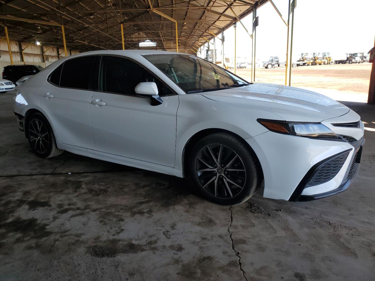 2021 Toyota Camry - Image 4