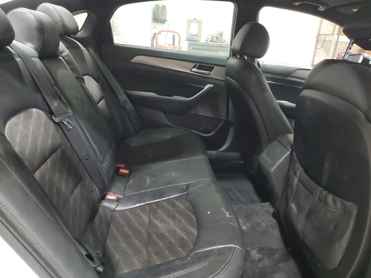 2018 Hyundai Sonata - Image 10