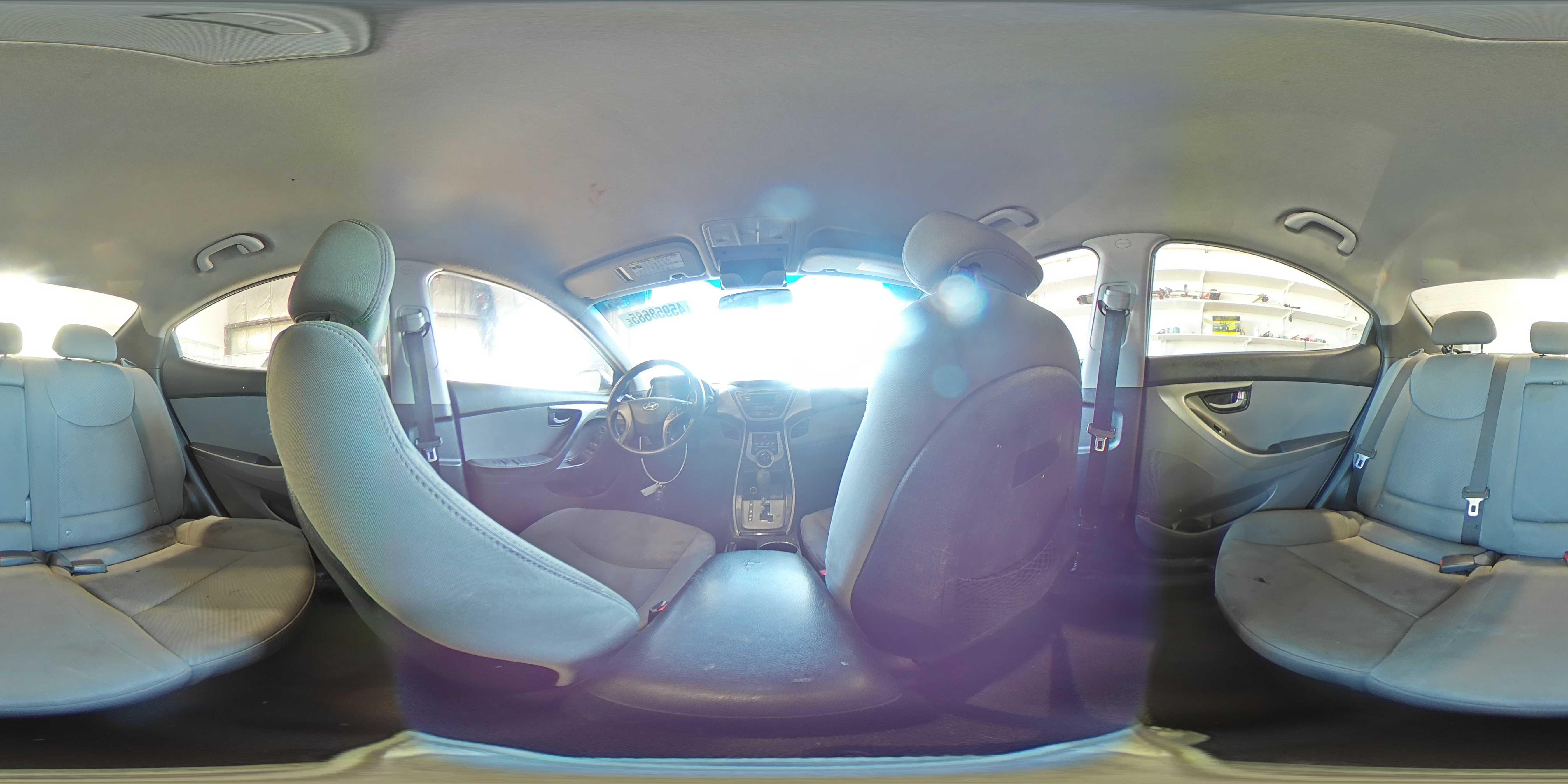 2013 Hyundai Elantra - Image 14