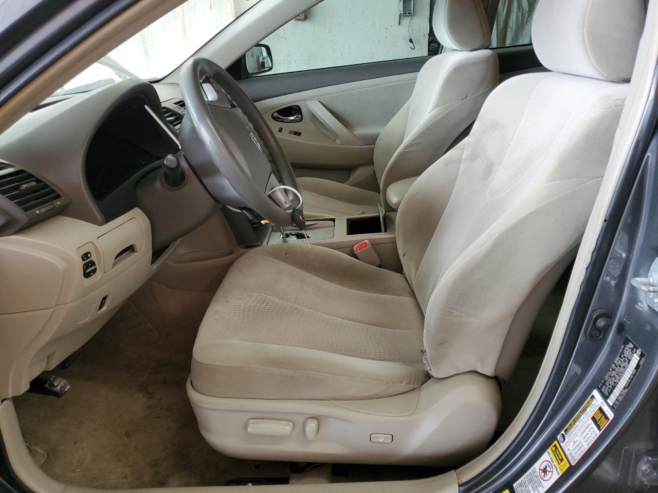 2010 Toyota Camry - Image 7