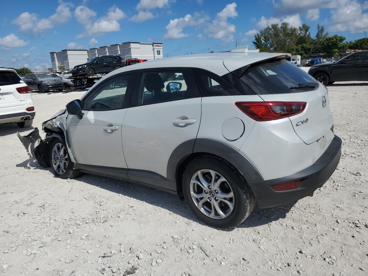 2018 Mazda CX-3 - Image 2
