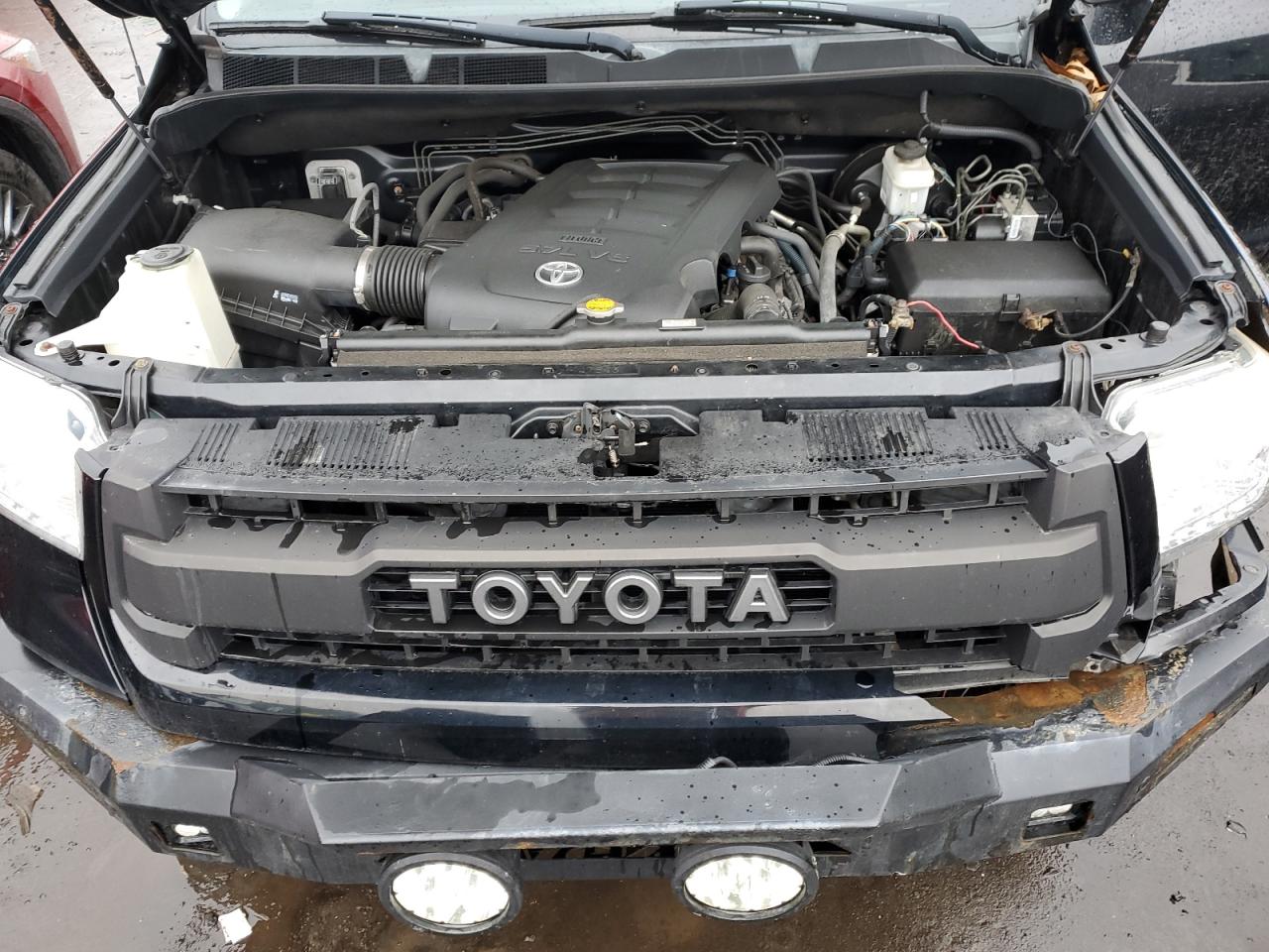 2017 Toyota Tundra - Image 11