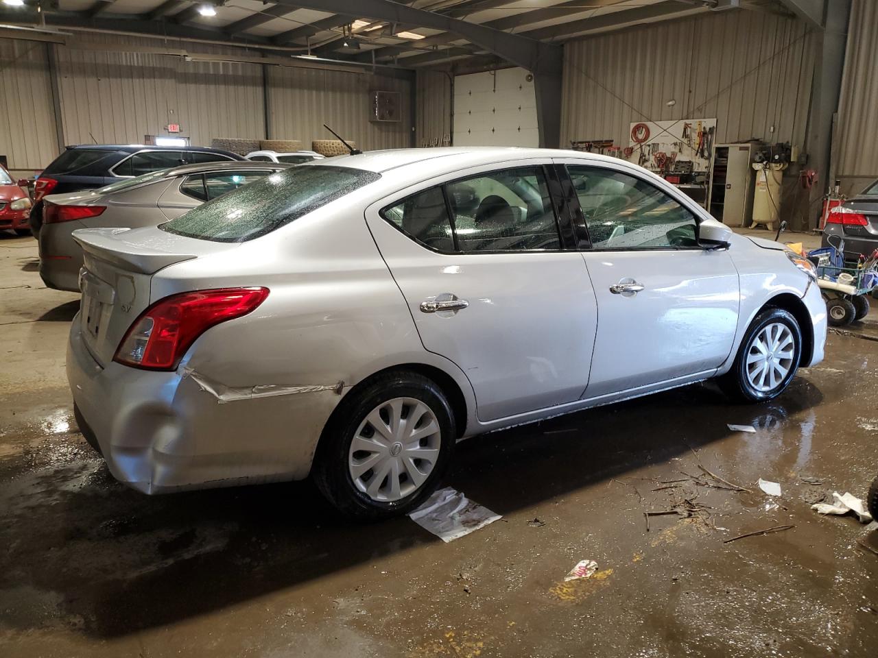 2017 Nissan Versa - Image 3