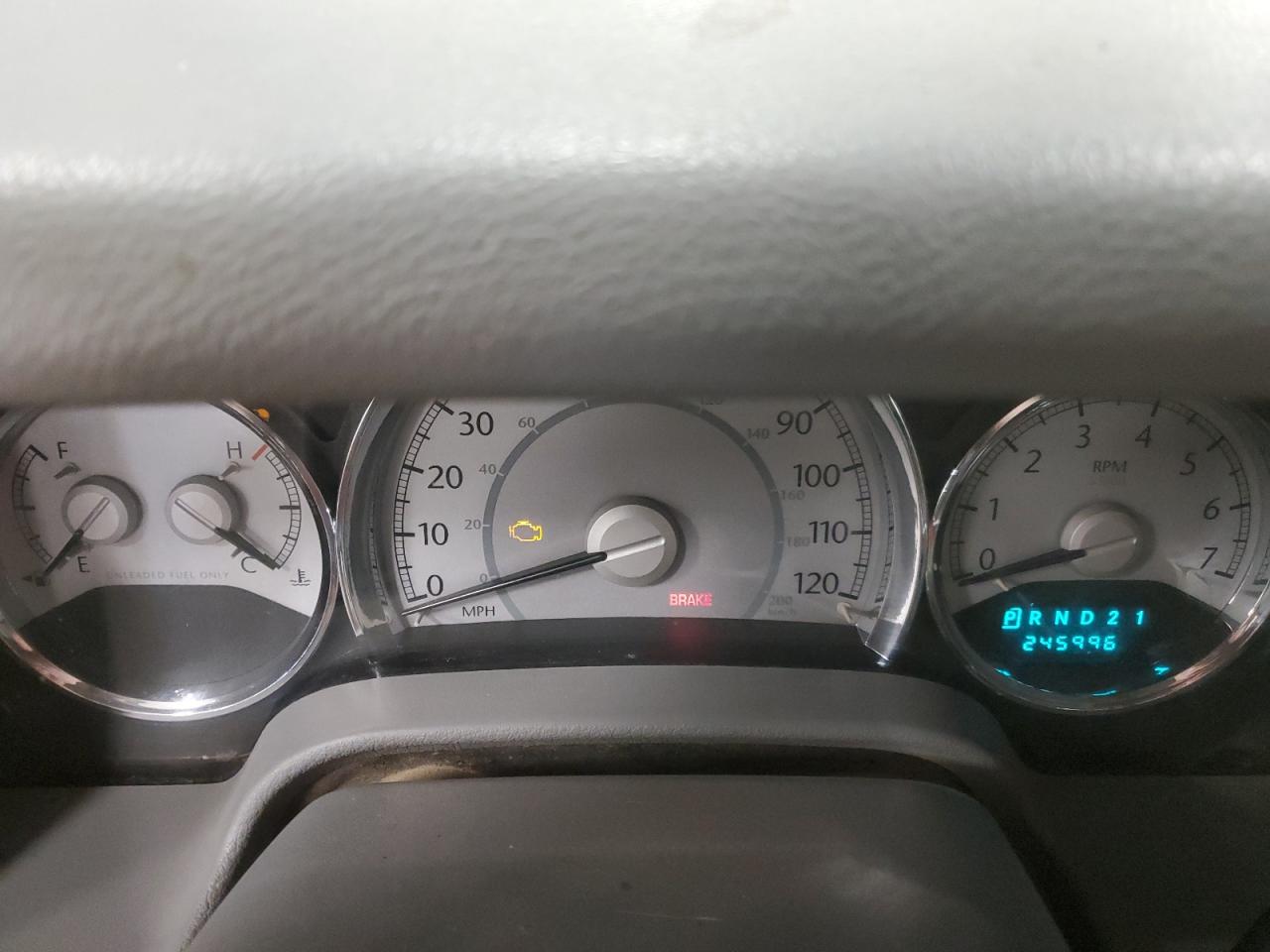 2007 Chrysler Aspen - Image 9
