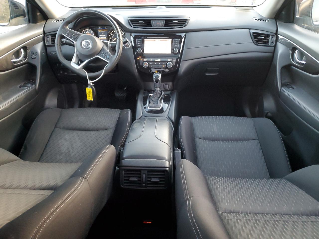 2019 Nissan Rogue - Image 8