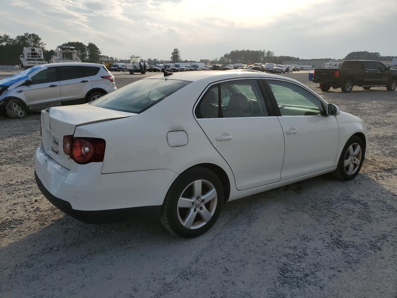 2008 Volkswagen Jetta - Image 3