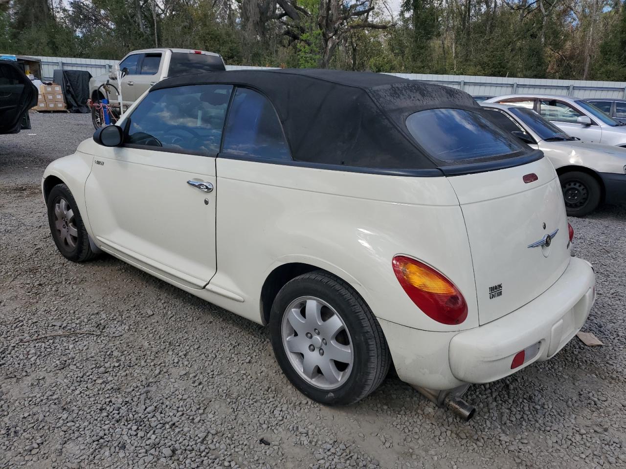 2005 Chrysler PT Cruiser - Image 2