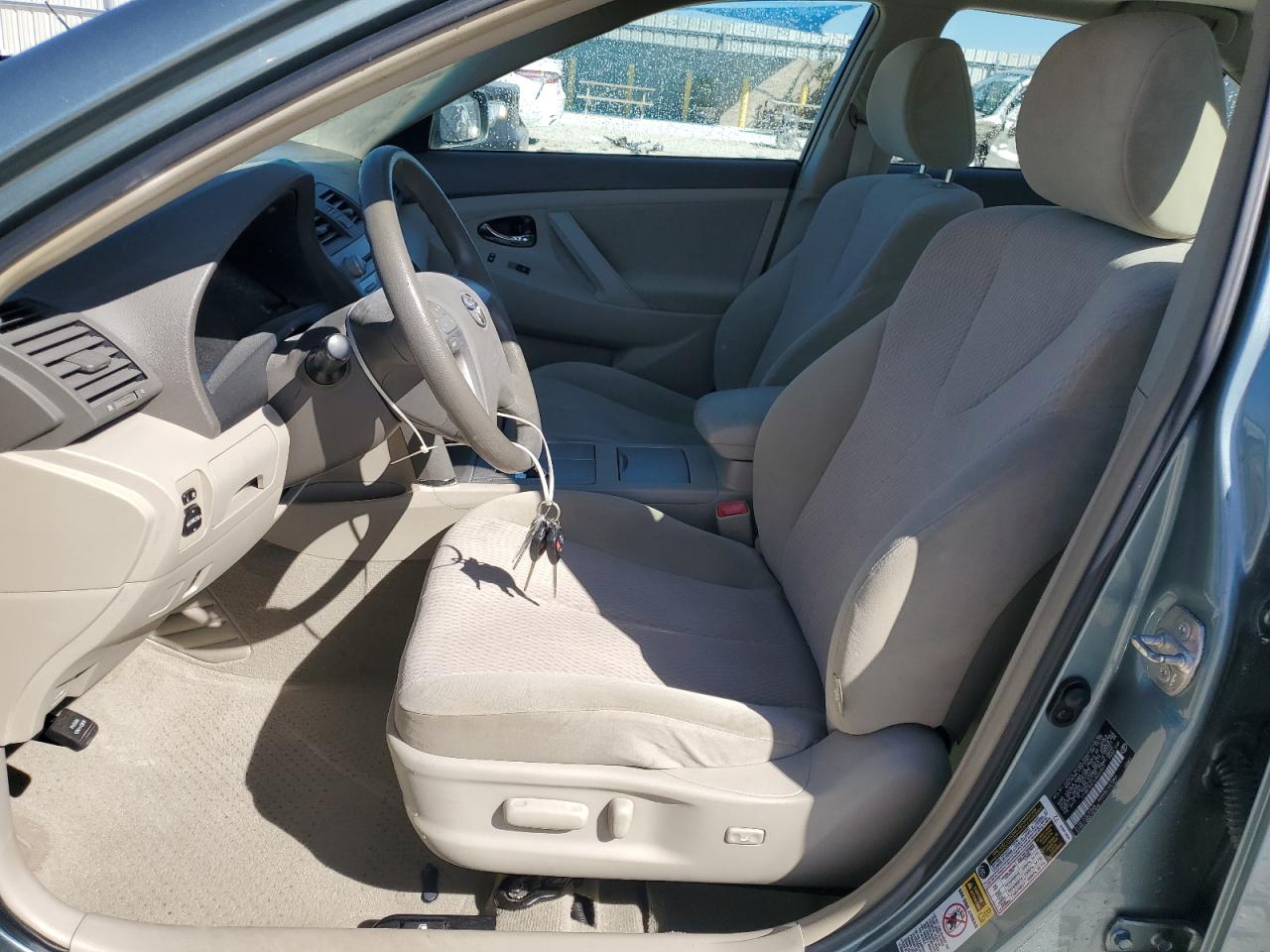 2010 Toyota Camry - Image 7
