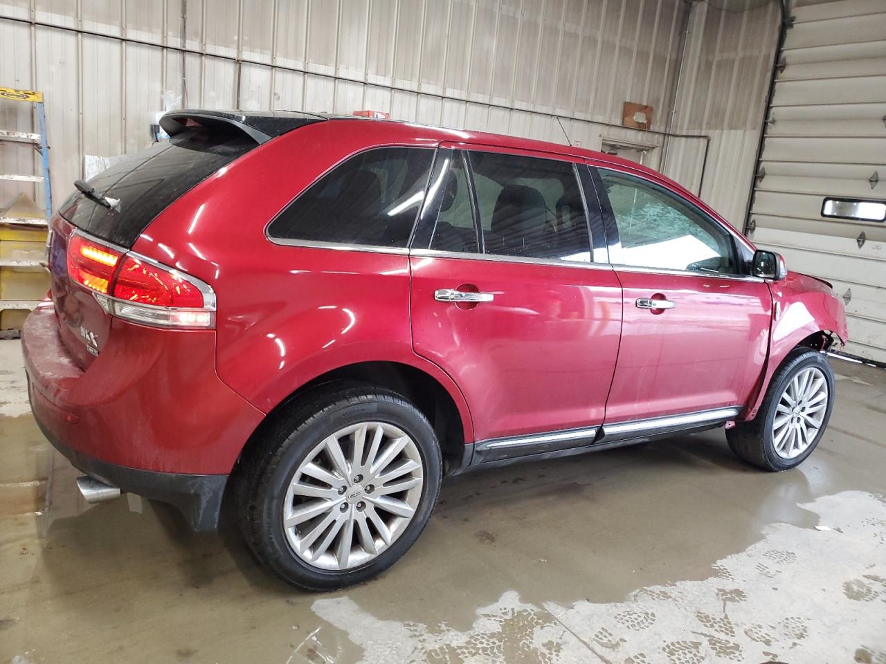2015 Lincoln MKX - Image 3