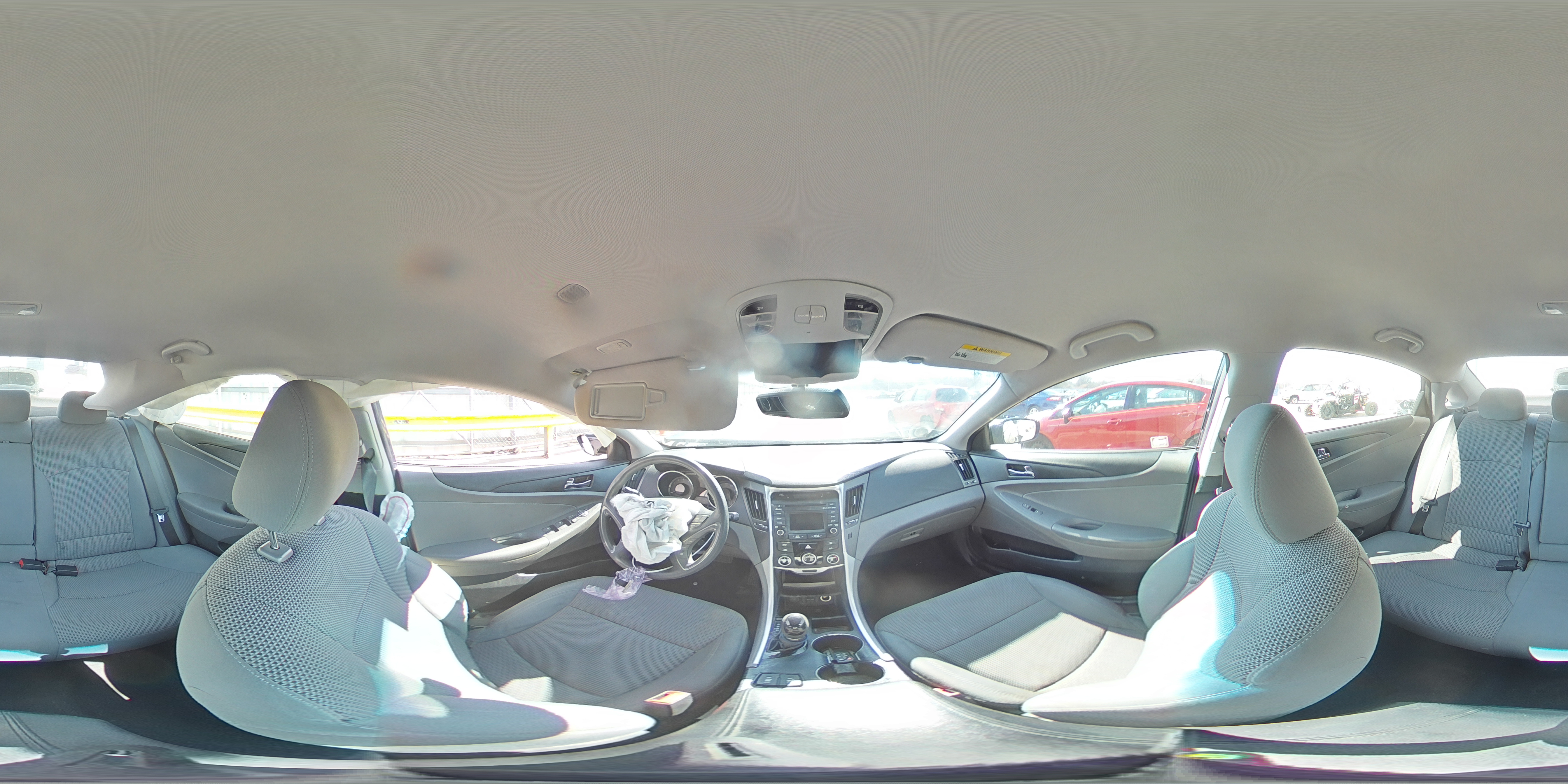 2014 Hyundai Sonata - Image 15